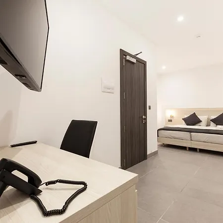 Lovely Vacation, Private Entrance With Wifi By 360 Estates Apartamento